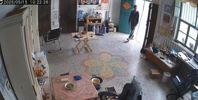 公秘密老公却声称是误会网友表示：教教我j9九游会网址是什么女子在监控发现老(图19)